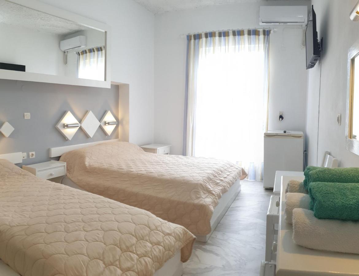 Porto Castello Hotel Фира Екстериор снимка