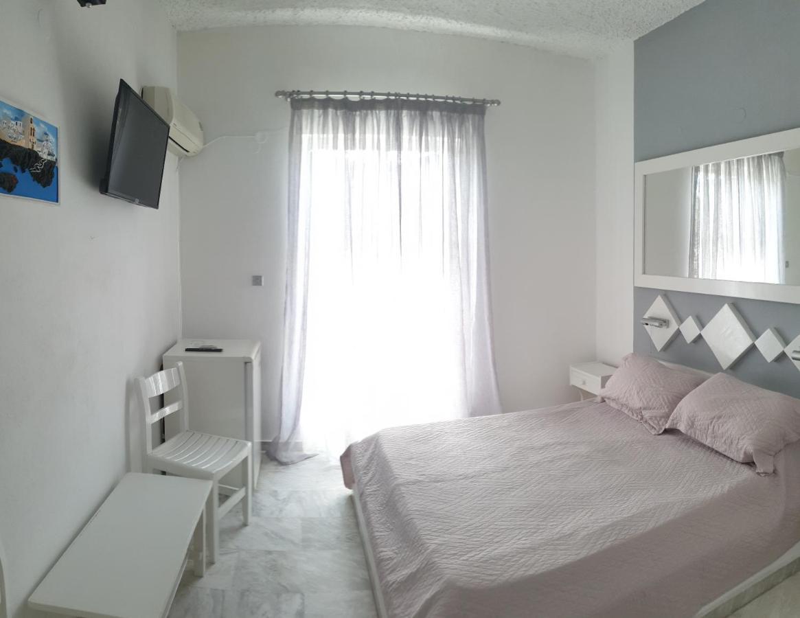 Porto Castello Hotel Фира Екстериор снимка