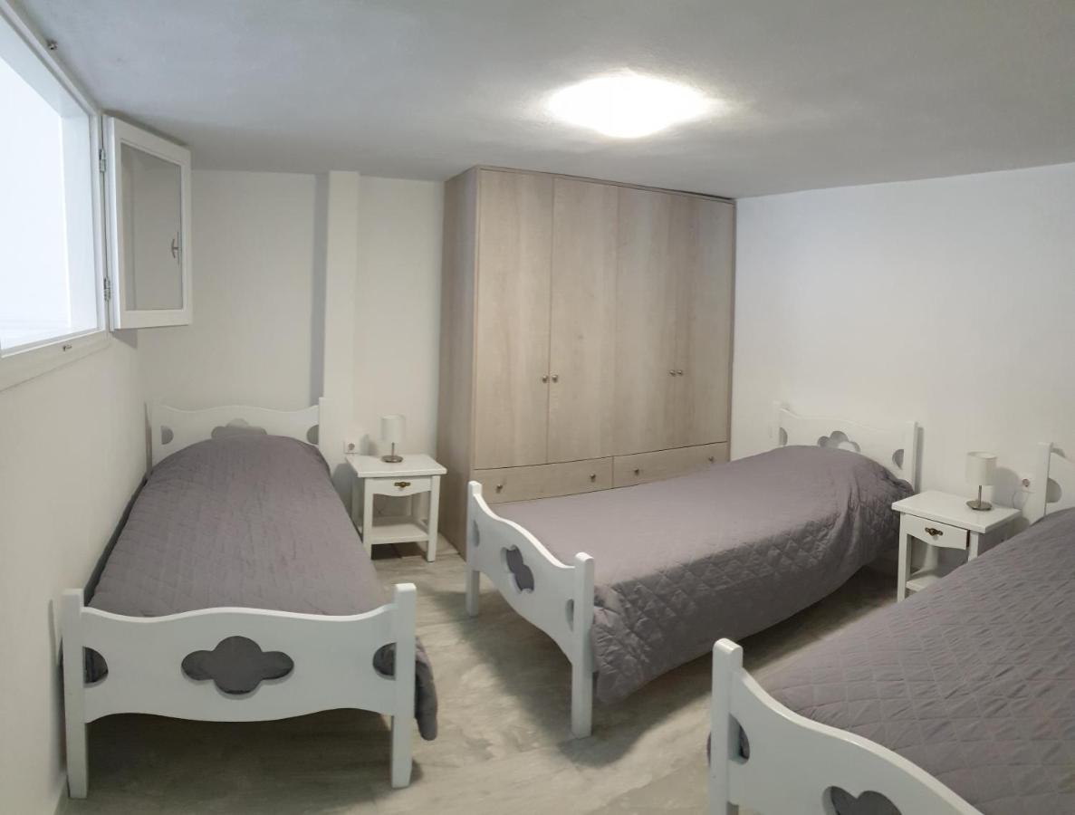 Porto Castello Hotel Фира Екстериор снимка