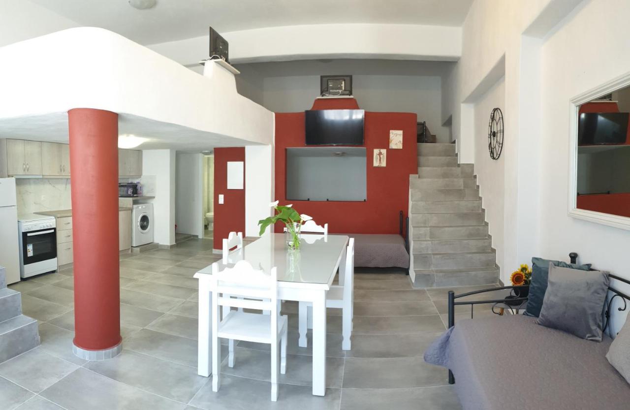 Porto Castello Hotel Фира Екстериор снимка
