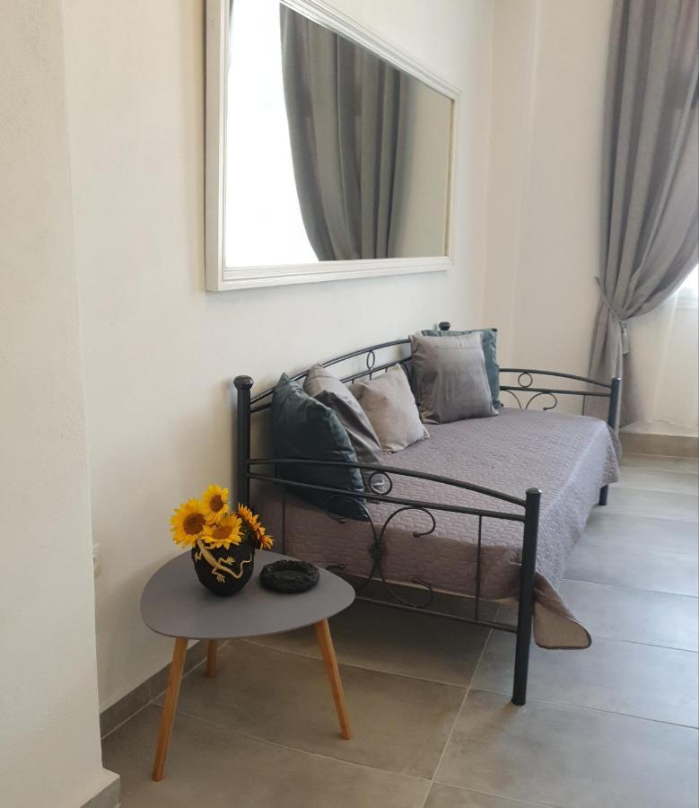Porto Castello Hotel Фира Екстериор снимка