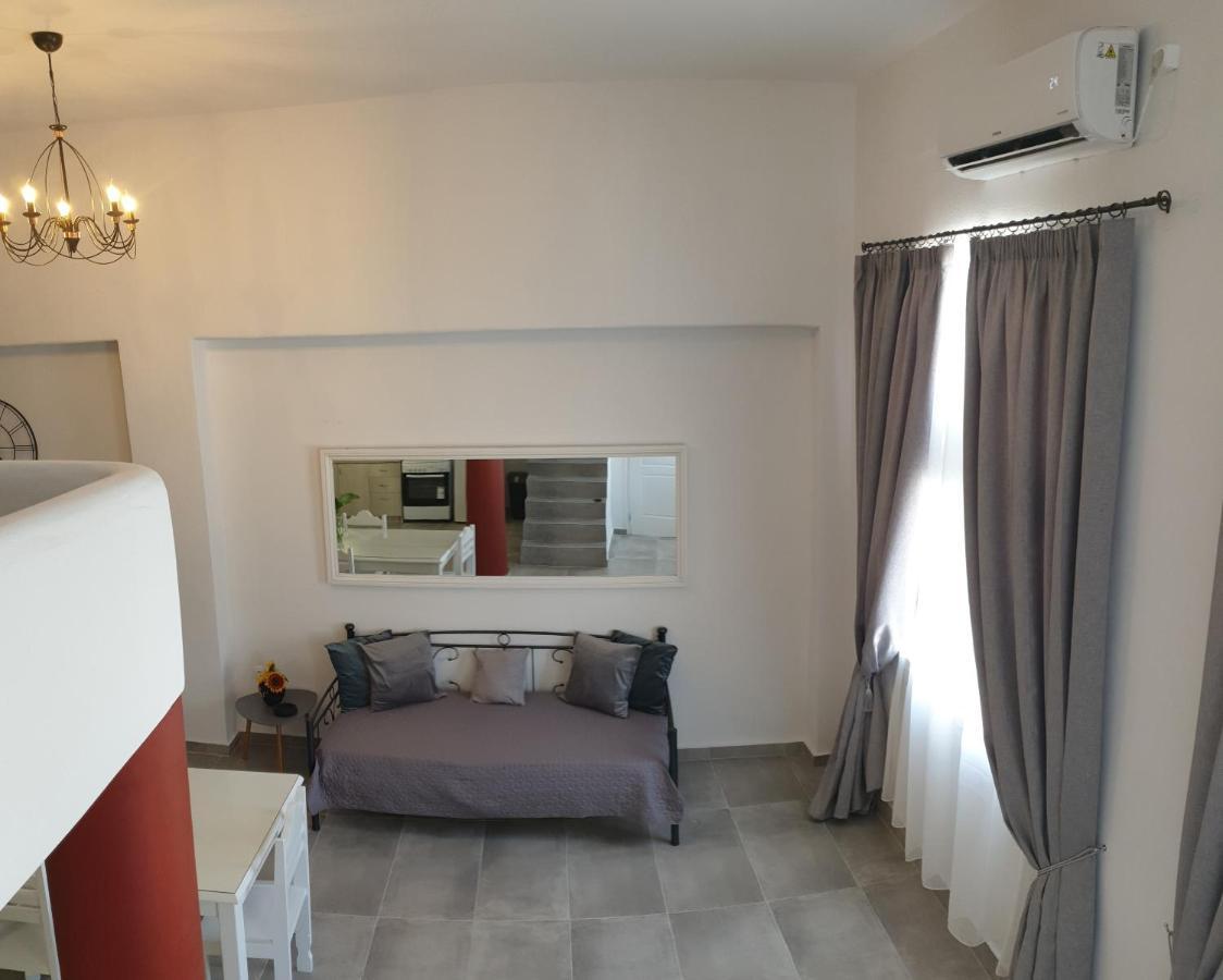 Porto Castello Hotel Фира Екстериор снимка