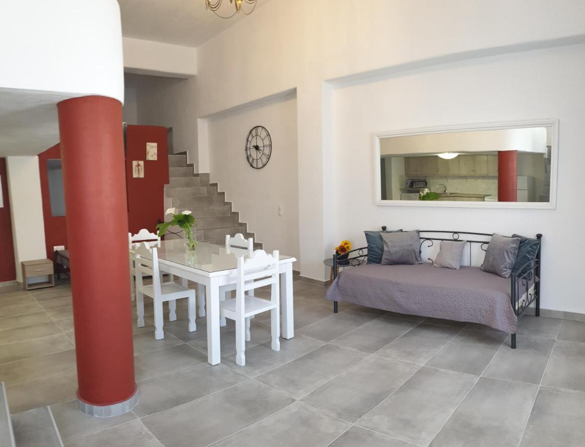 Porto Castello Hotel Фира Екстериор снимка